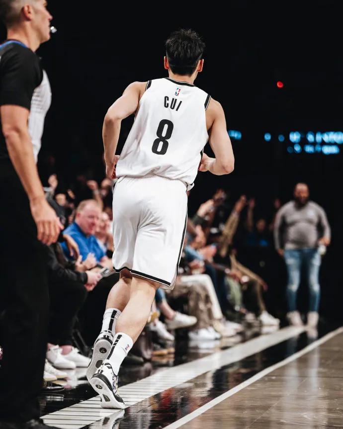 东京男足欧国联战绩抢眼，晋级前景备受期待的简单介绍