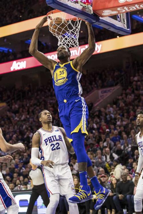 -包含快船队逆转战胜独行侠队，乔治砍下关键三分的词条