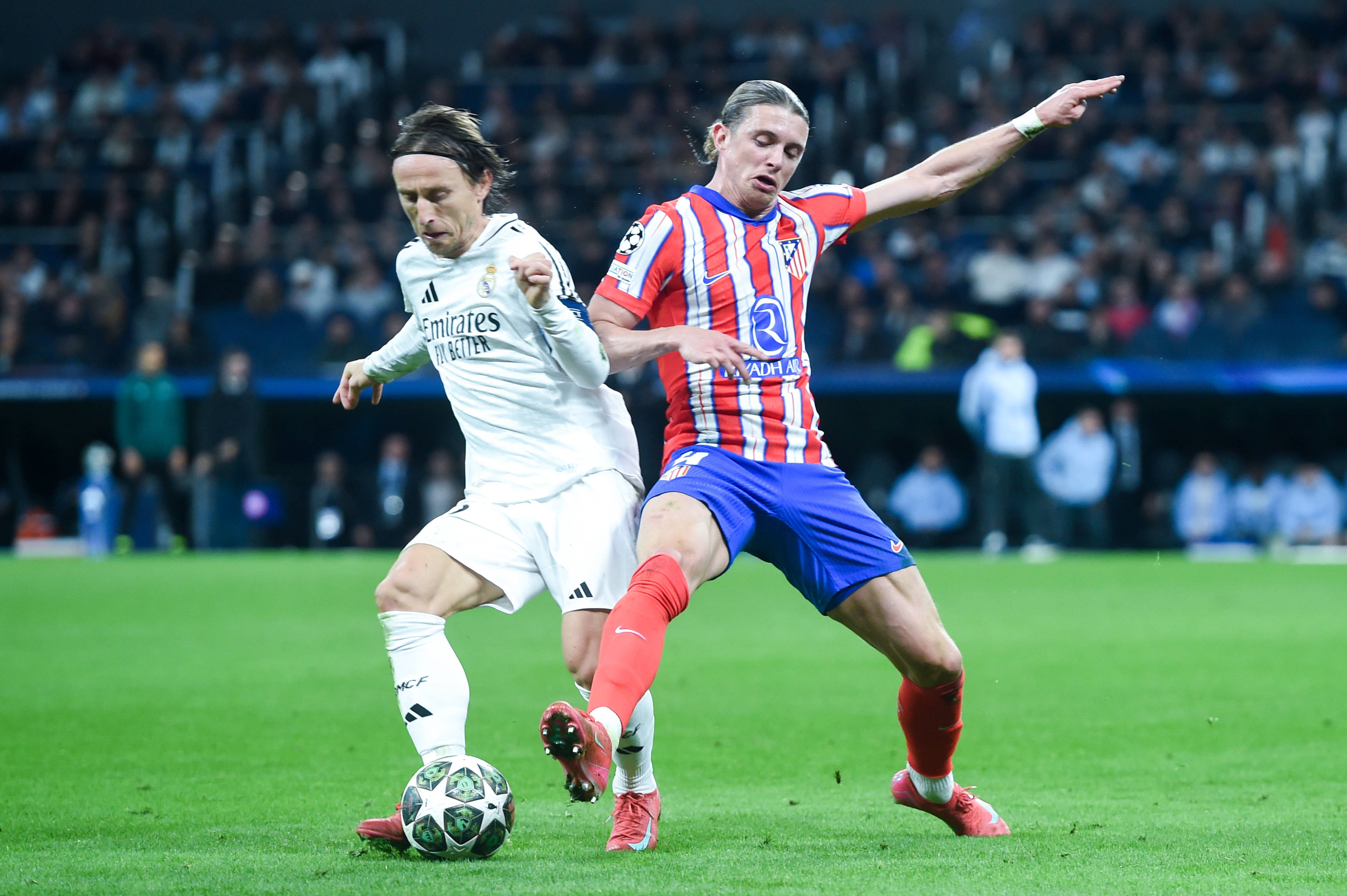 皇马巅峰回暖,欧冠之路无往不利的简单介绍 皇马巅峰回暖,欧冠之路无往不利的简单介绍