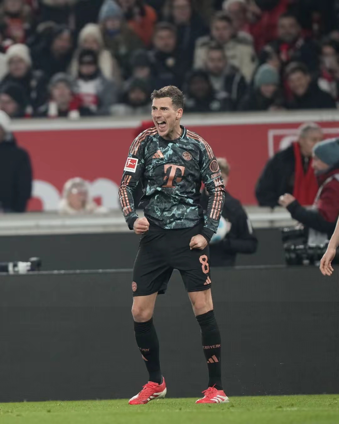 关于斯图加特后卫接近复出，提升球队稳定性的信息