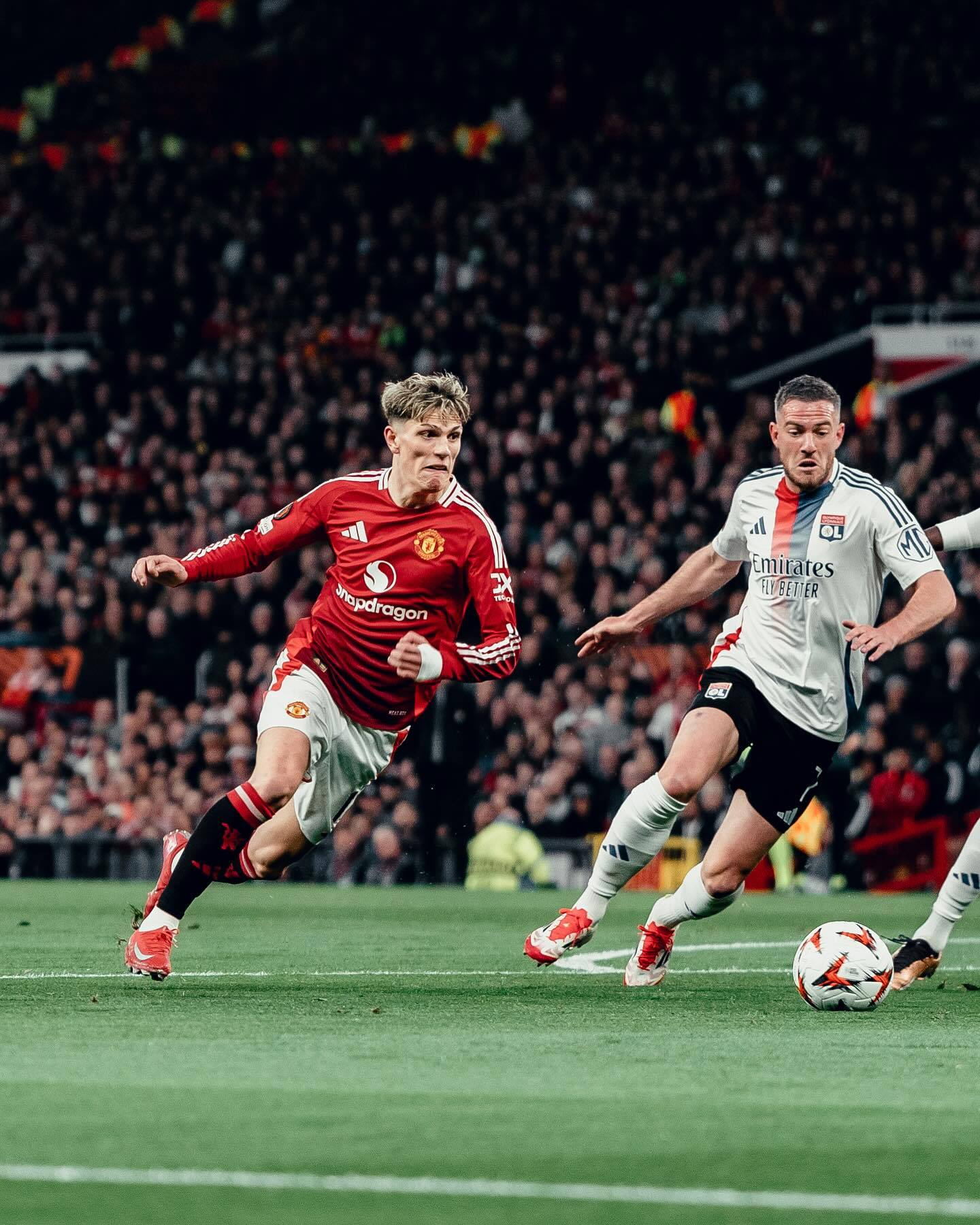 九游体育官网-马德里竞技不敌曼联，遗憾退出欧国联赛场的简单介绍