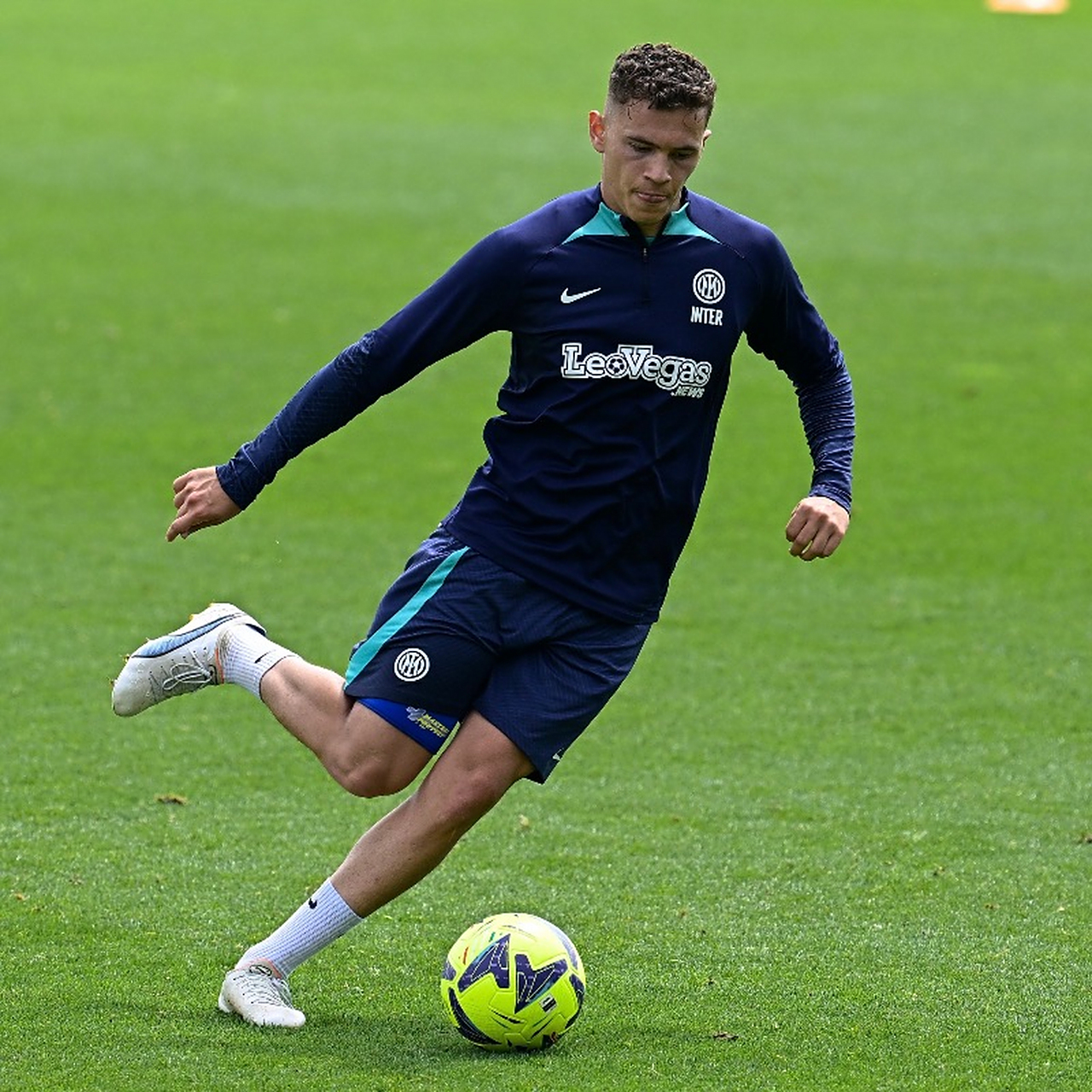 九游体育网页版登录入口-关于欧洲杯预选赛吸引众多球员：百态呈现的信息