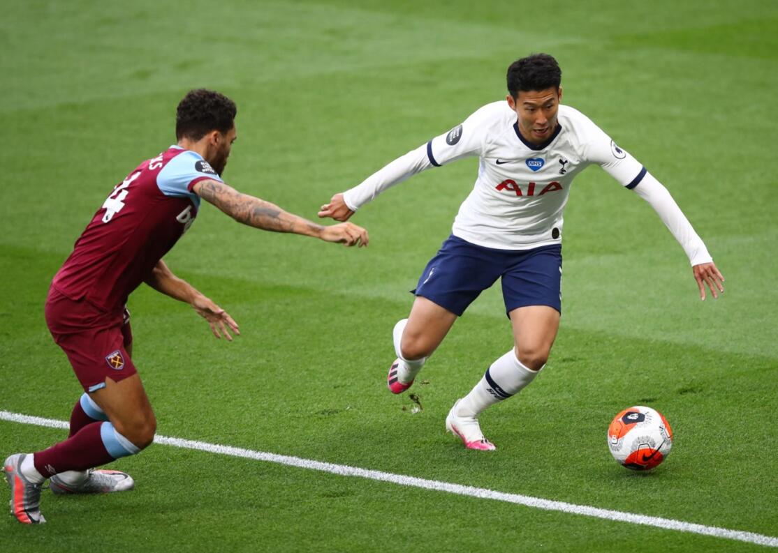 九游体育app-博洛尼亚中场团队配合协调，送出多次精准传球的简单介绍