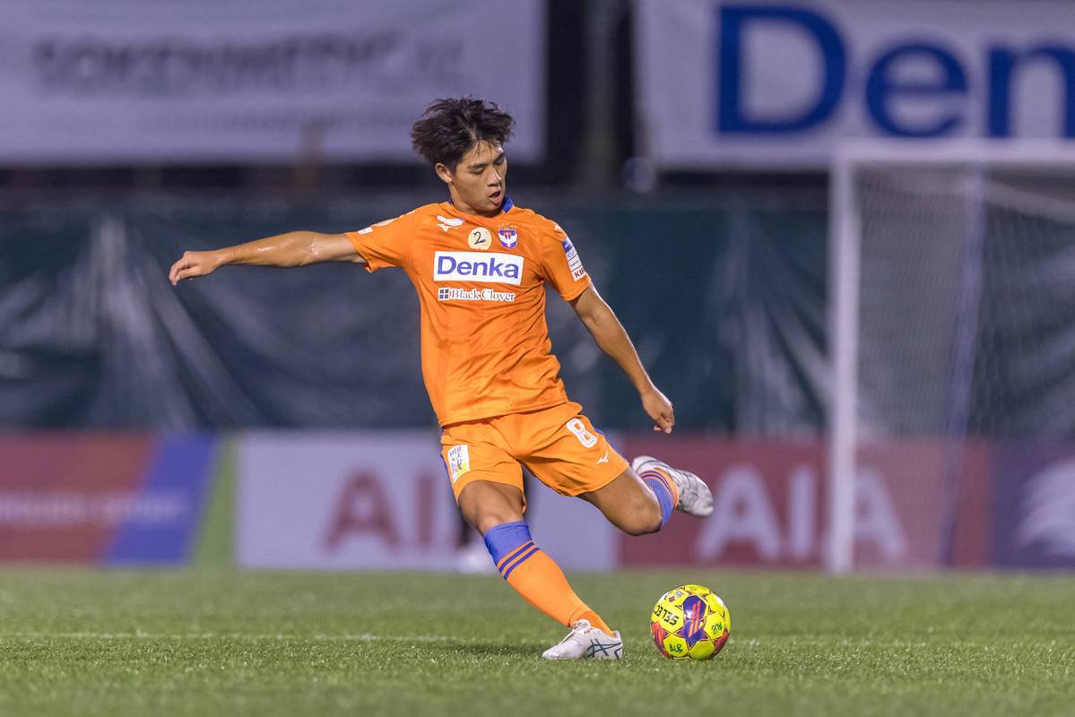 福冈黄蜂队战胜对手，晋级淘汰赛