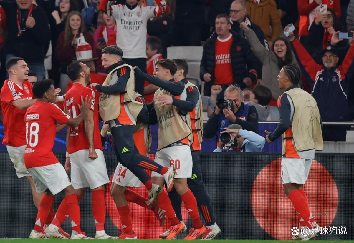 精彩逆转场面，球队一击成功翻盘