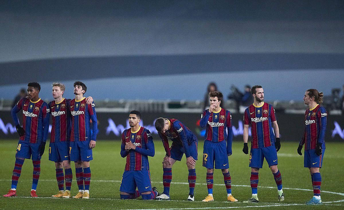 巴伦西亚主场惨败，整体表现令人疑虑的简单介绍