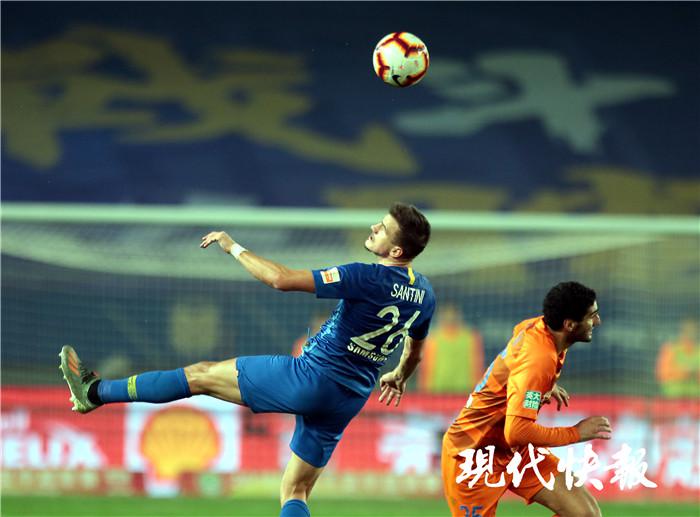 苏宁客场平局，保持不败领跑