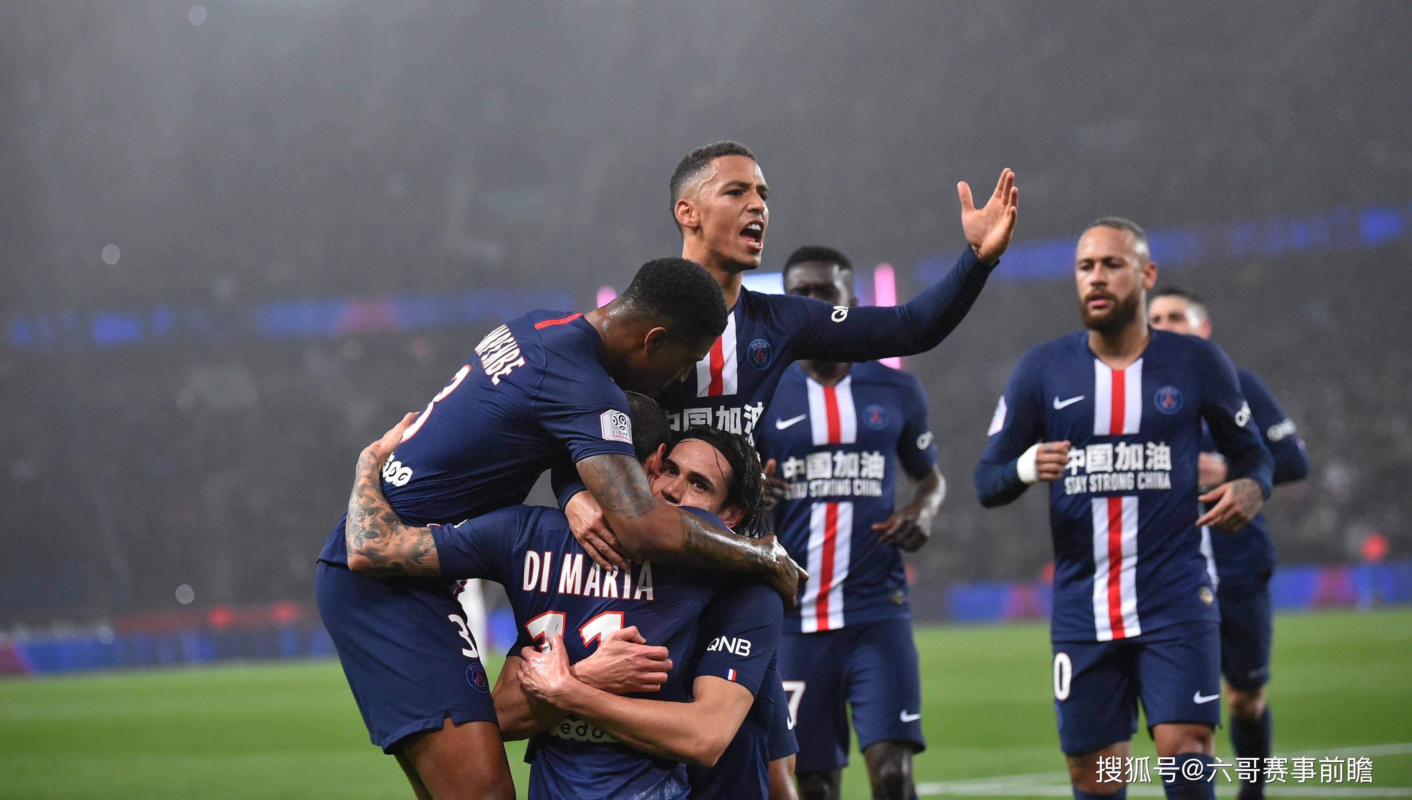 关于巴黎圣日耳曼全面开花，赢得胜利晋级下一轮的信息