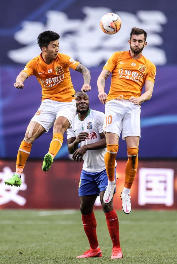 九游体育官方登录入口-青岛黄海再胜对手，拓展领先的简单介绍